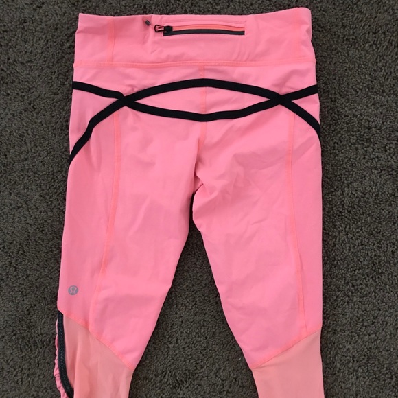 Lululemon cropped leggings orange Neon size 6 - Picture 3 of 8